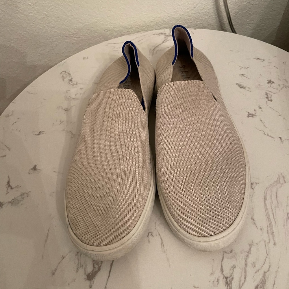 Rothy’s slip on sneaker in sand